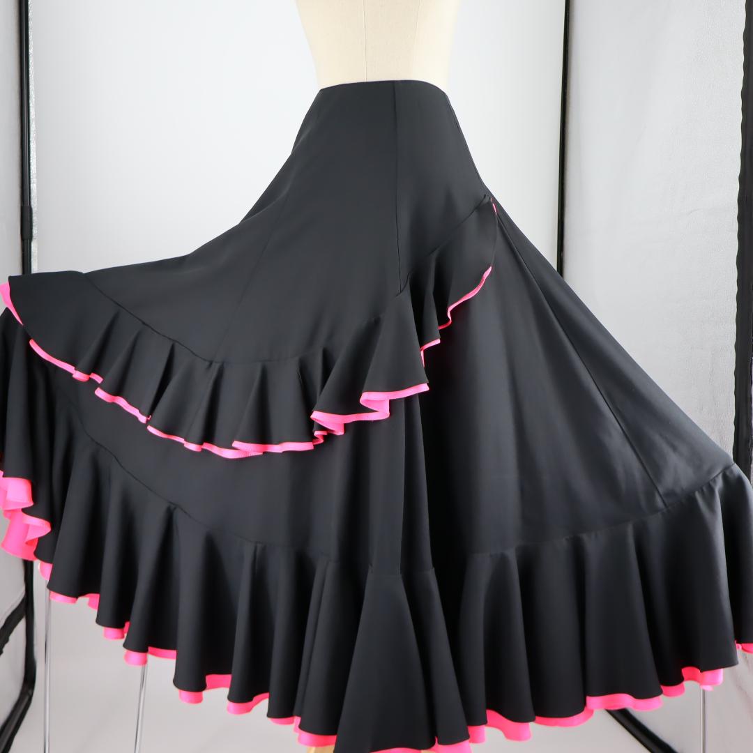 【美品 フラメンコ衣装】ブラック×鮮やかピンクフリル ファルダ スカート