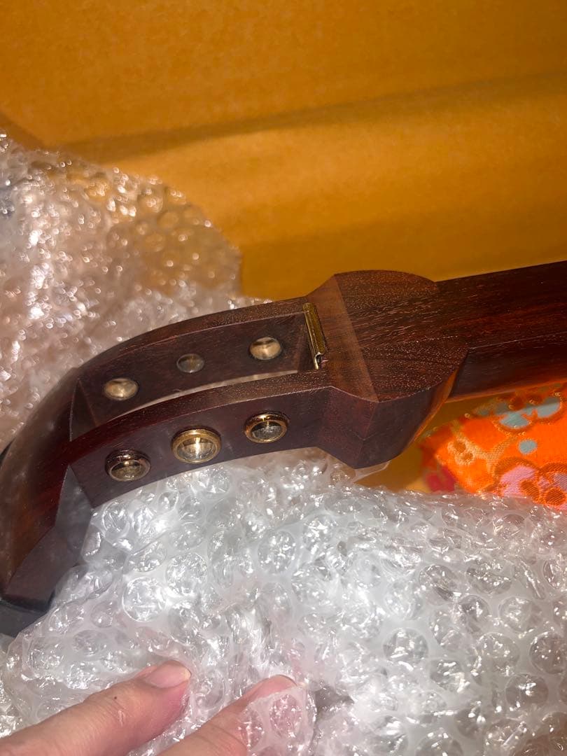 三線 最高級 18k印刻有り。 綾杉、紅木