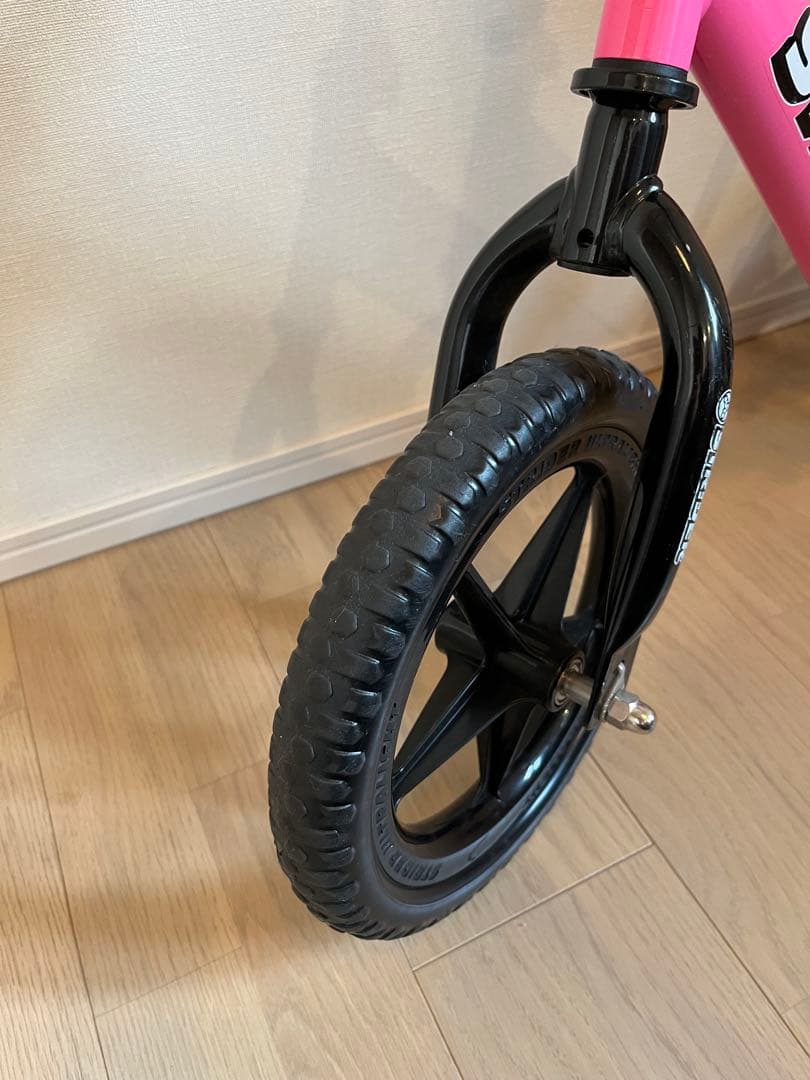 【美品・室内保管】ストライダー スポーツモデル 12インチ ピンク 日本正規品