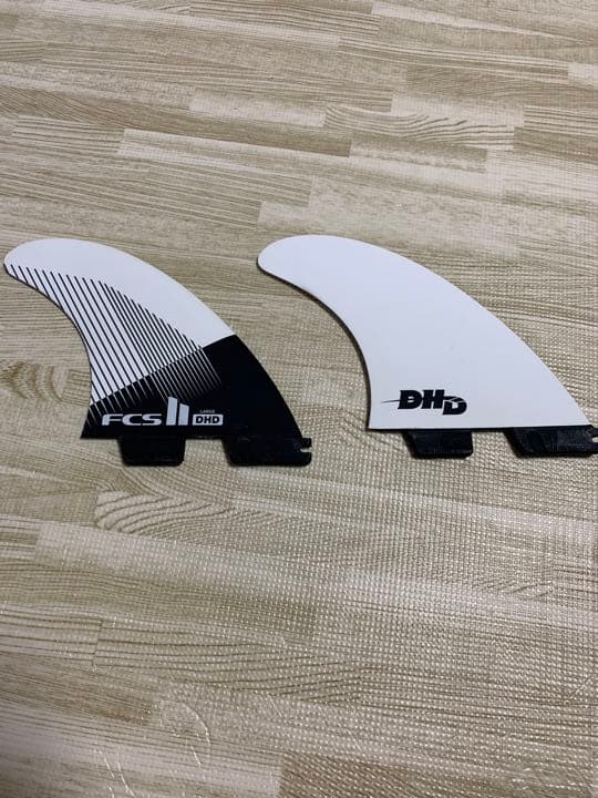 【美品】サーフィン　フィン　バラ　FCS2 DHD L