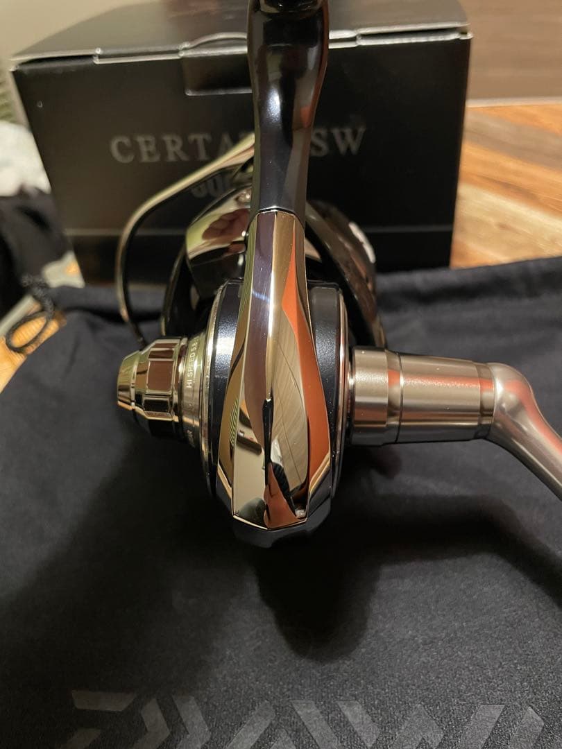 CERTATE SW 8000-H スピニングリール
