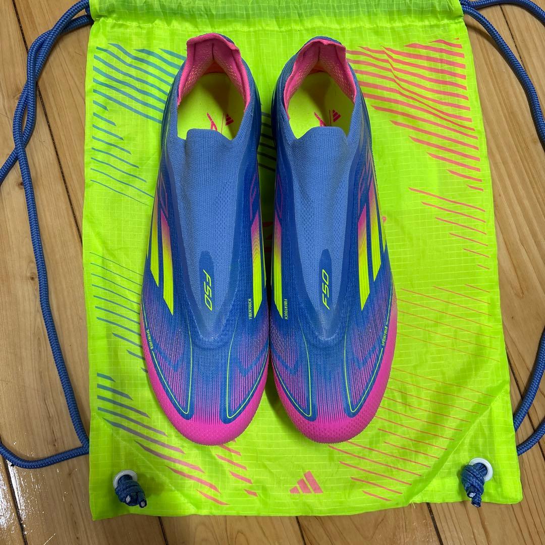 アディダスF50 ELITE レースレス SG