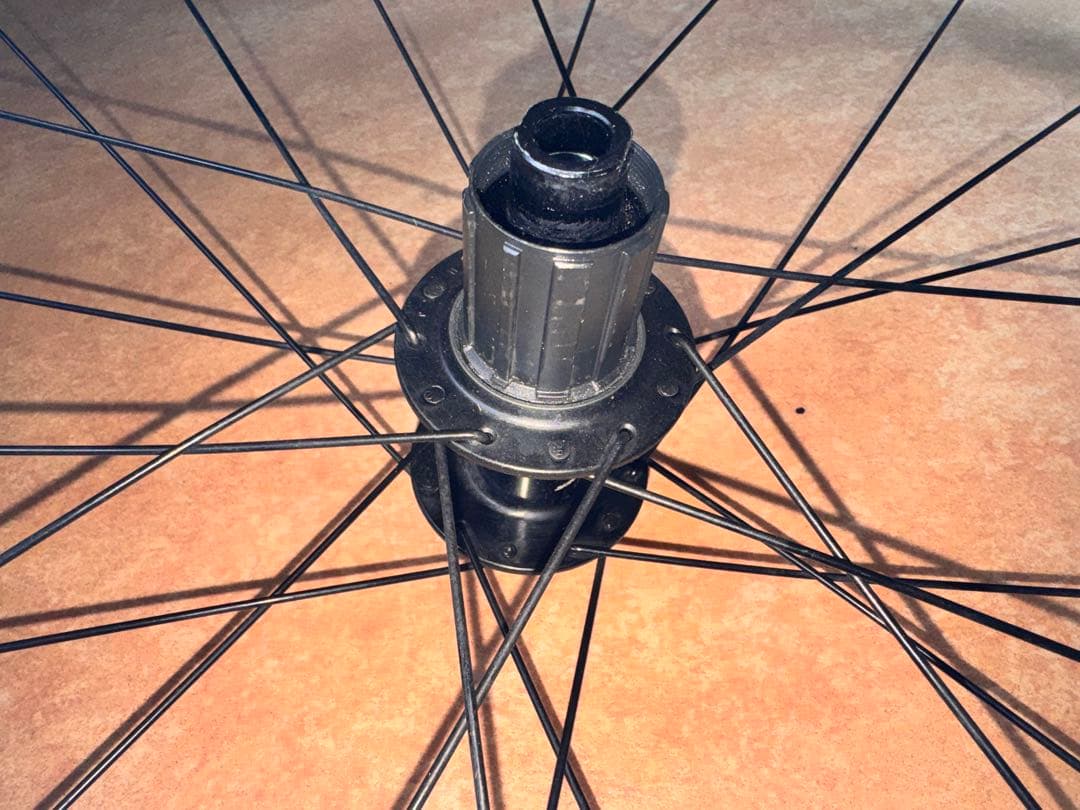 Bontrager paradigm ホイールとハンドル