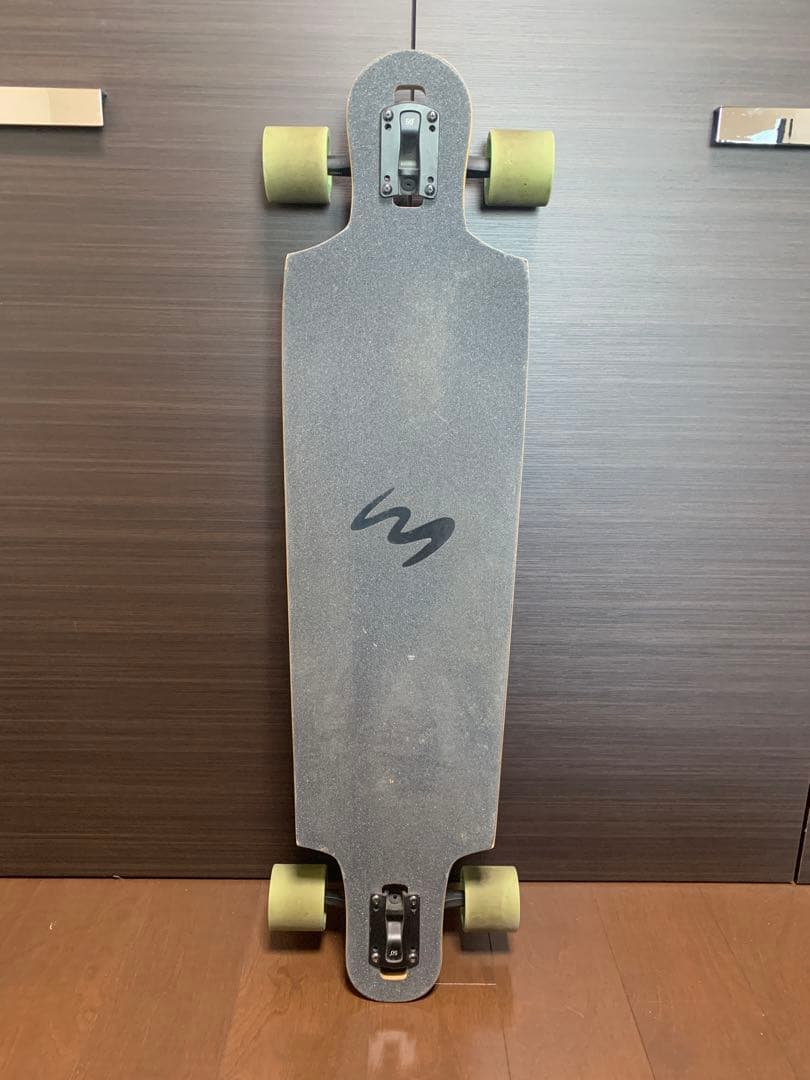 ロングスケートボード Landyachtz Drop Cat 38インチ