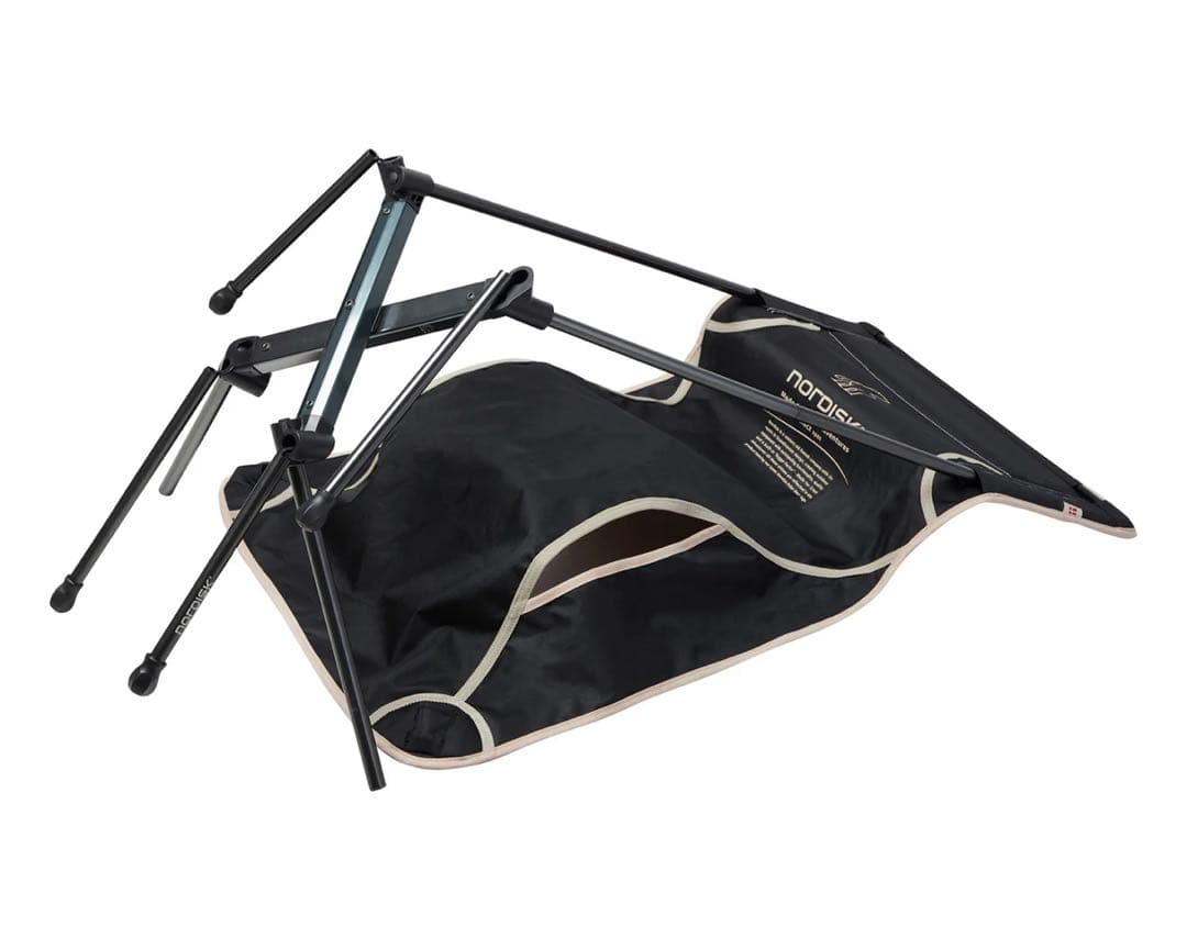 ノルディスク　KONGELUND LOUNGE CHAIR
