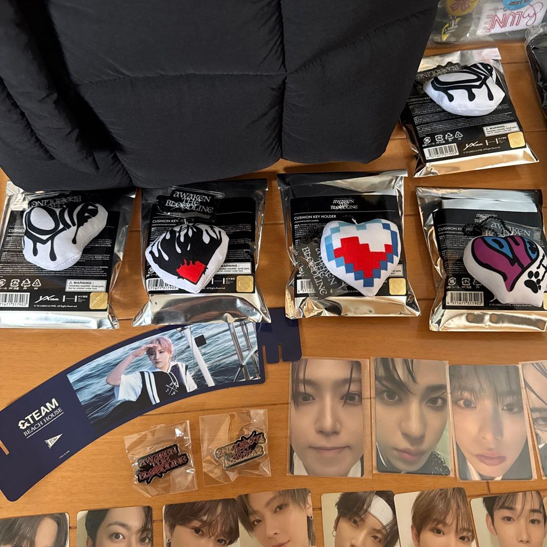 &TEAM トレカ59枚&CD、BAG、ツアー&ファンミグッズ　公式　3年分