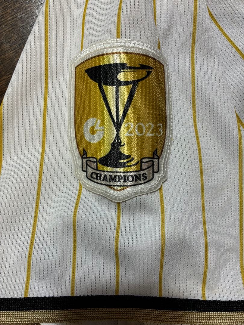 阪神タイガース 佐藤輝明 2023年チャンピオンユニフォーム Mサイズ