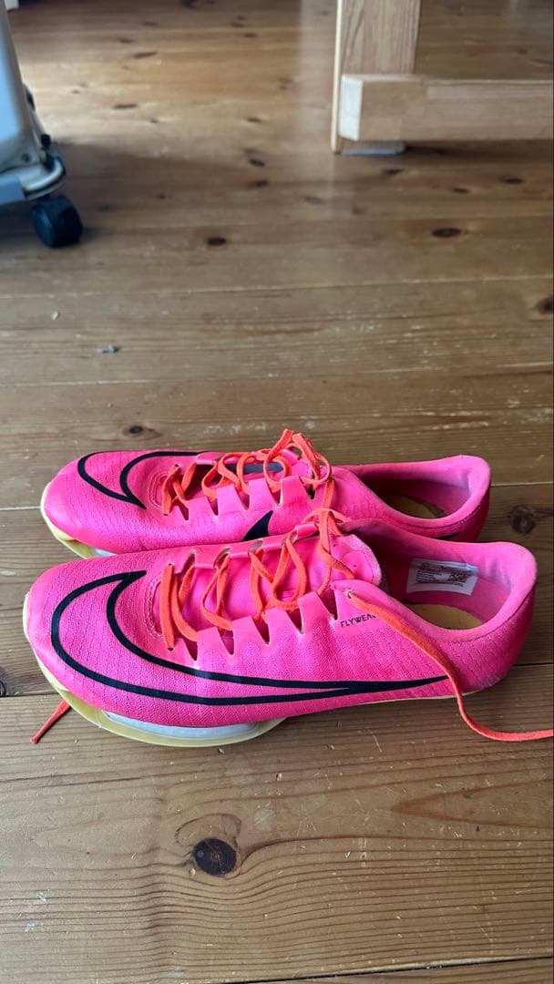 Nike マックスフライ　ピンク色　サイズ24.5