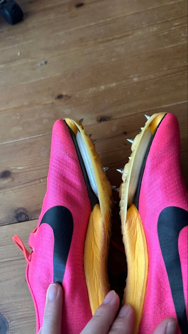 Nike マックスフライ　ピンク色　サイズ24.5