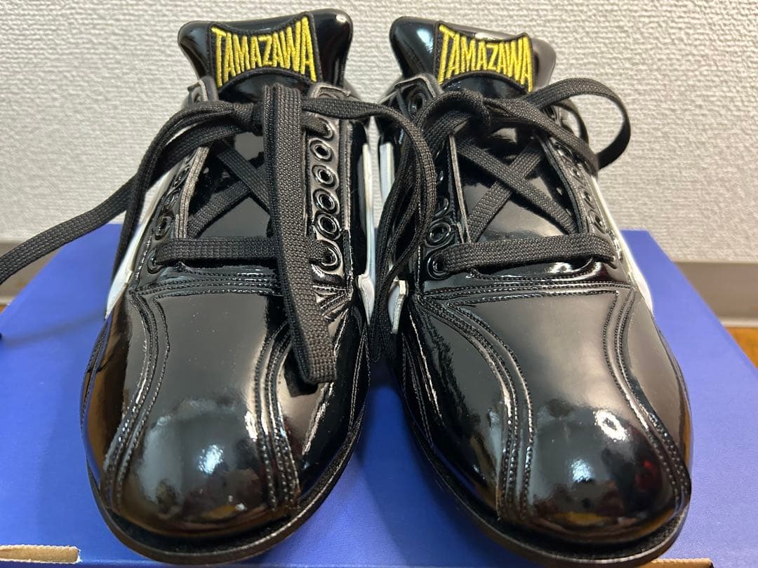 玉澤 希少 革底スパイク 26.5センチ