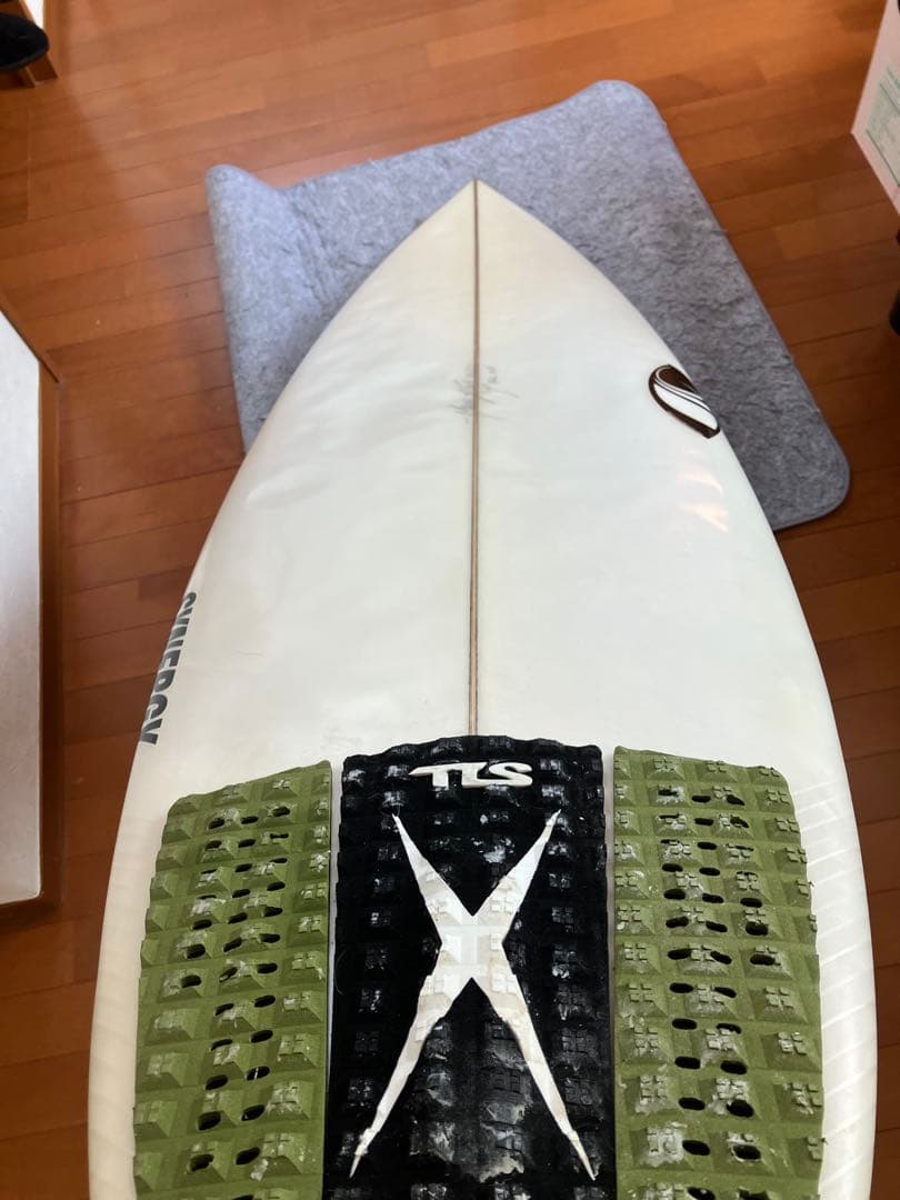 sharpeye SYNERGY　5'9 23.8L 渡邉壱孔使用　湘南手渡