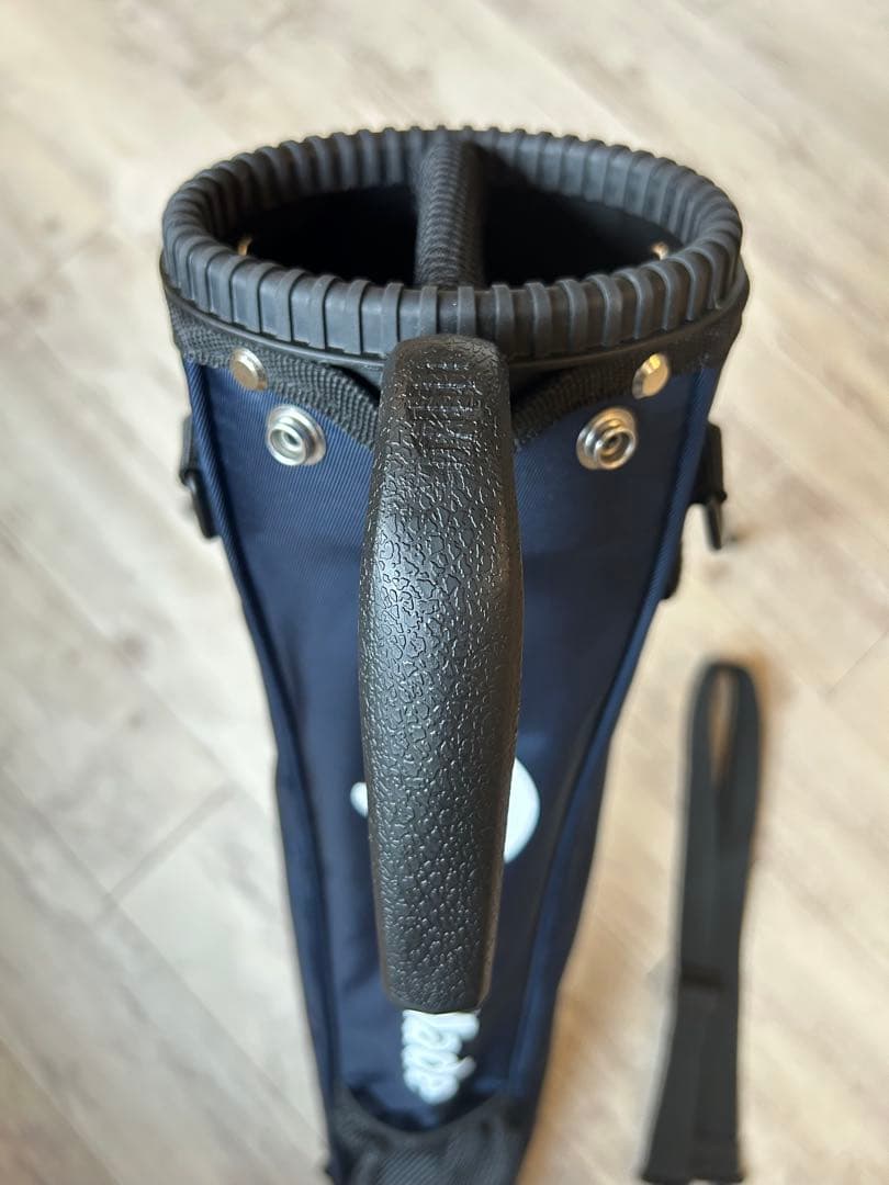 TaylorMade TM24トゥルーライトセルフスタンド