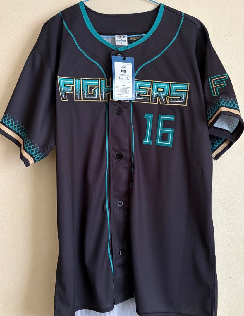 日本ハムファイターズ　エスコンユニフォーム2026 逹孝太投手
