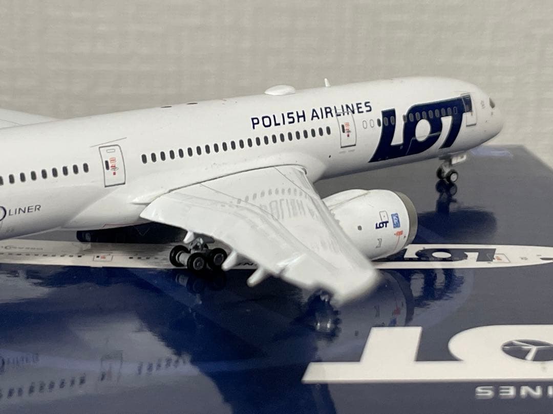 Jcwings 1/400 LOTポーランド航空787-9フラップダウン