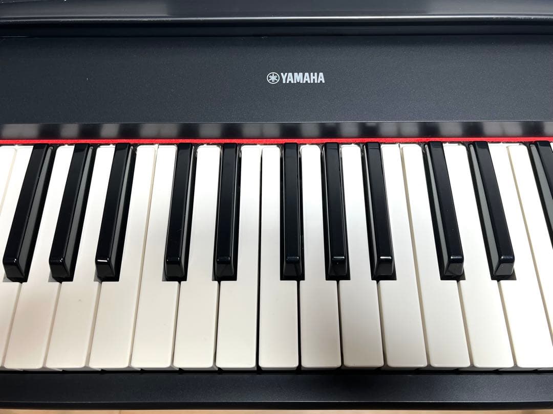 ヤマハ 電子キーボード 61鍵盤 piaggero NP-11 / ブラック
