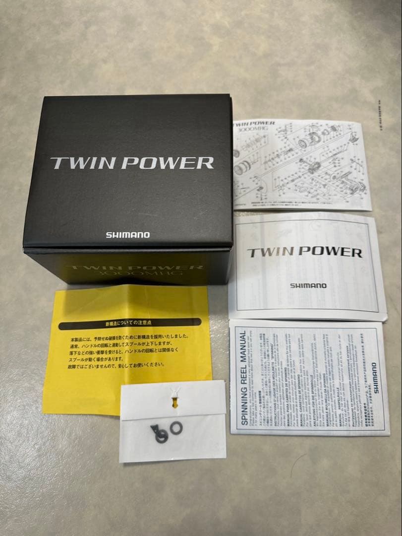 SHIMANO 24ツインパワー 3000MHG