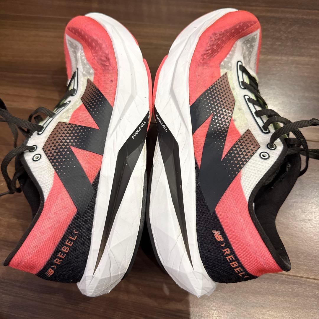 New Balance FuelCell Rebel v4 ヒューエルセルレベル