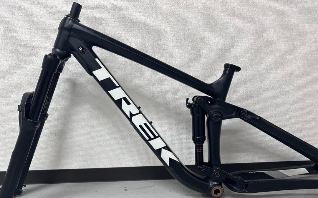 TREK Remedy フレームMサイズ　Pike付き