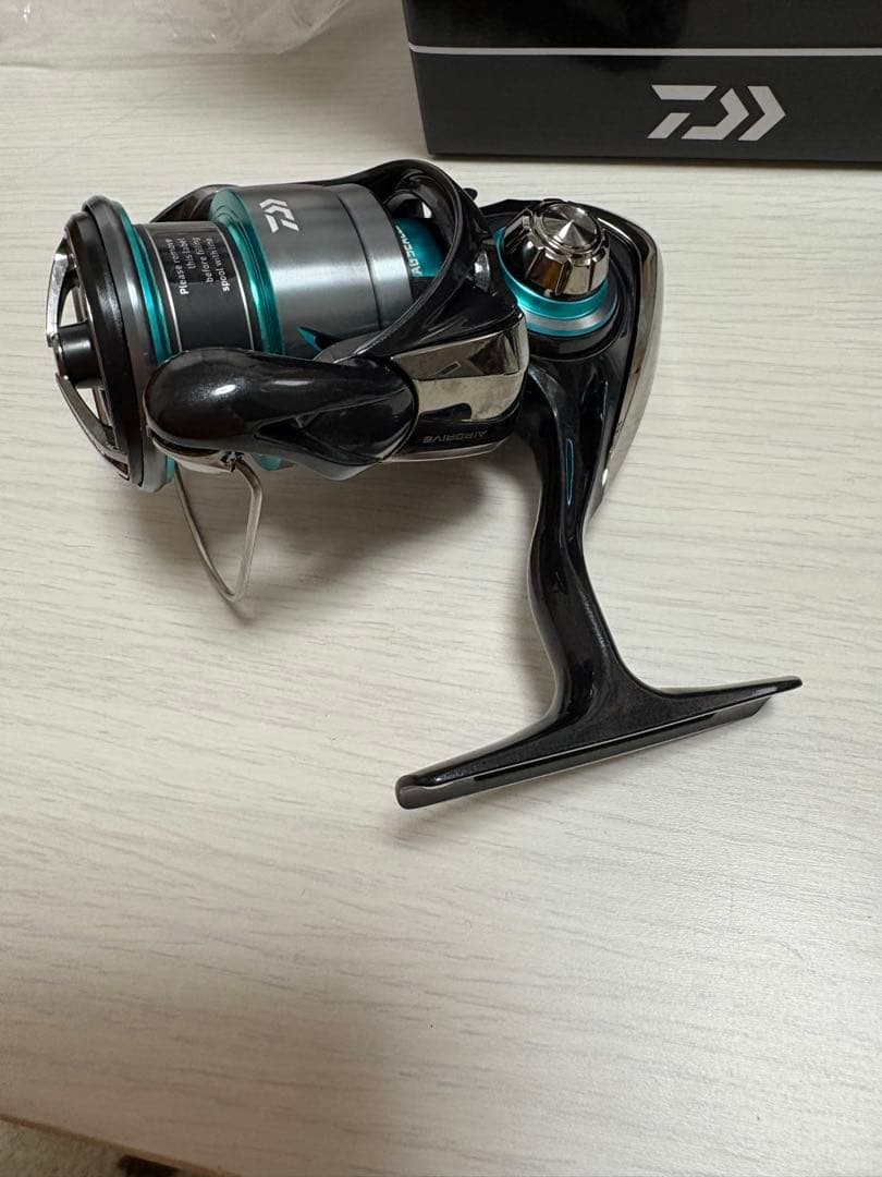 【新品】ダイワ エメラルダス X LT2500-XH-DH 24年モデル