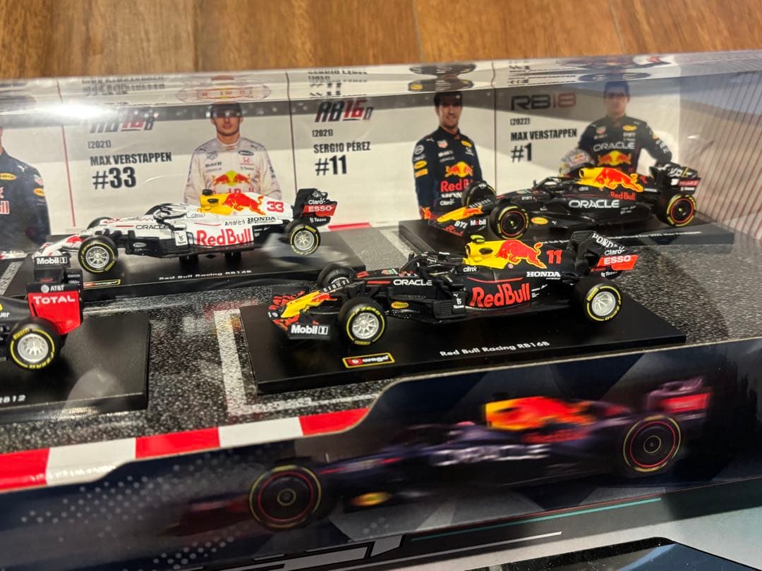新品 ブラーゴ レッドブル メルセデス F1 6台×2セット 12台 1/43