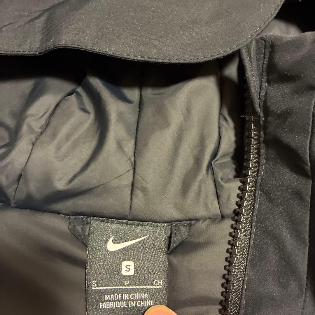 NIKEナイキ　ベンチコート