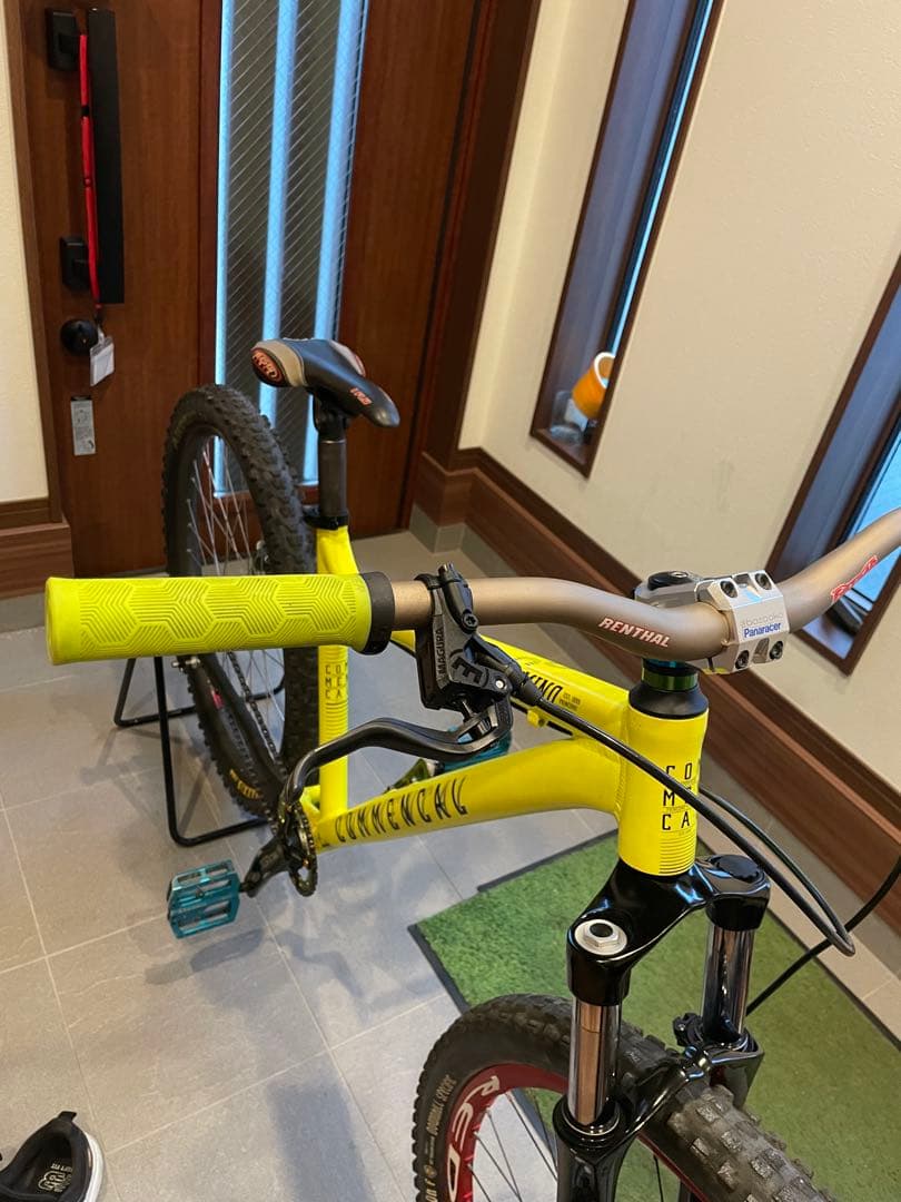 COMMENCAL ダートジャンプ仕様Commencal EL Cコメンサル