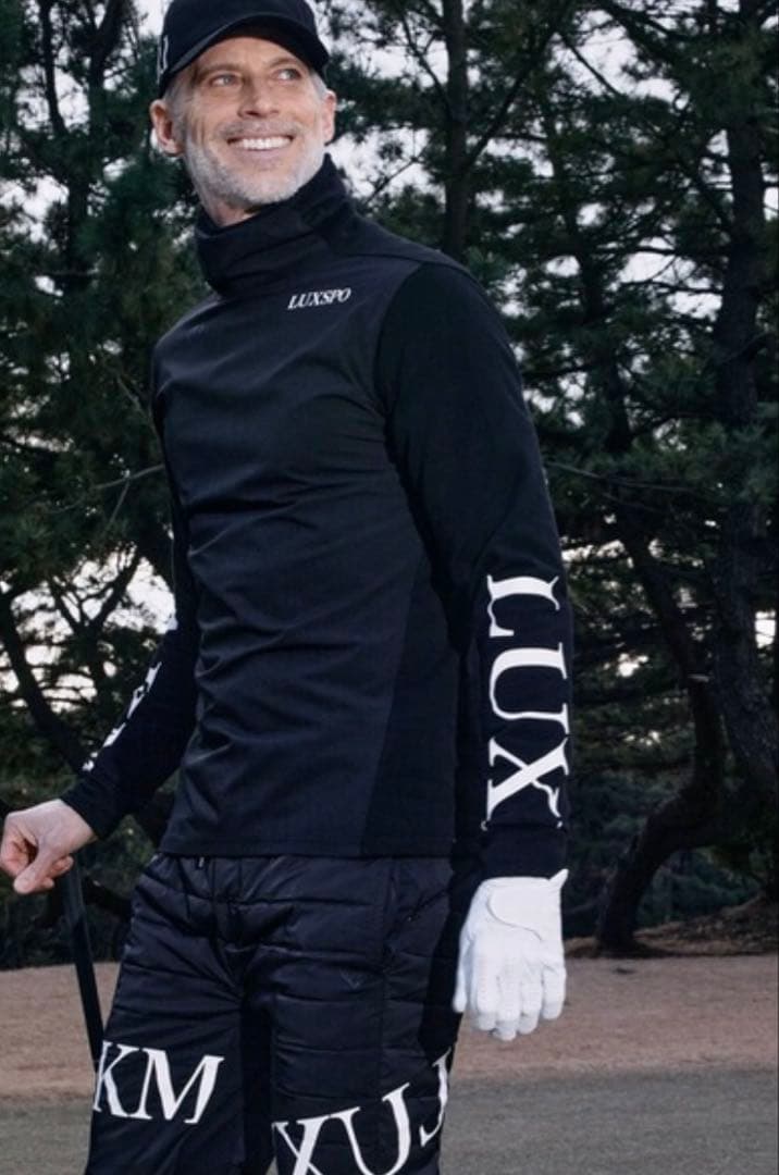 ★LUXEAKMPLUS リュクスエイケイエムプラス★防風タートルネックLEON