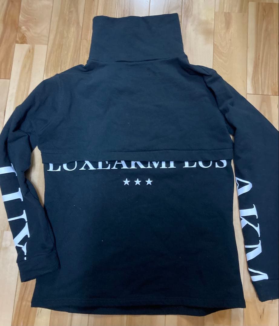★LUXEAKMPLUS リュクスエイケイエムプラス★防風タートルネックLEON