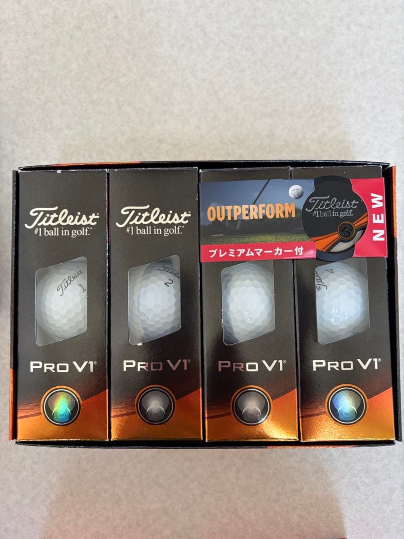 Titleist（タイトリスト）ゴルフボールセットPRO V1（高級モデル）新品