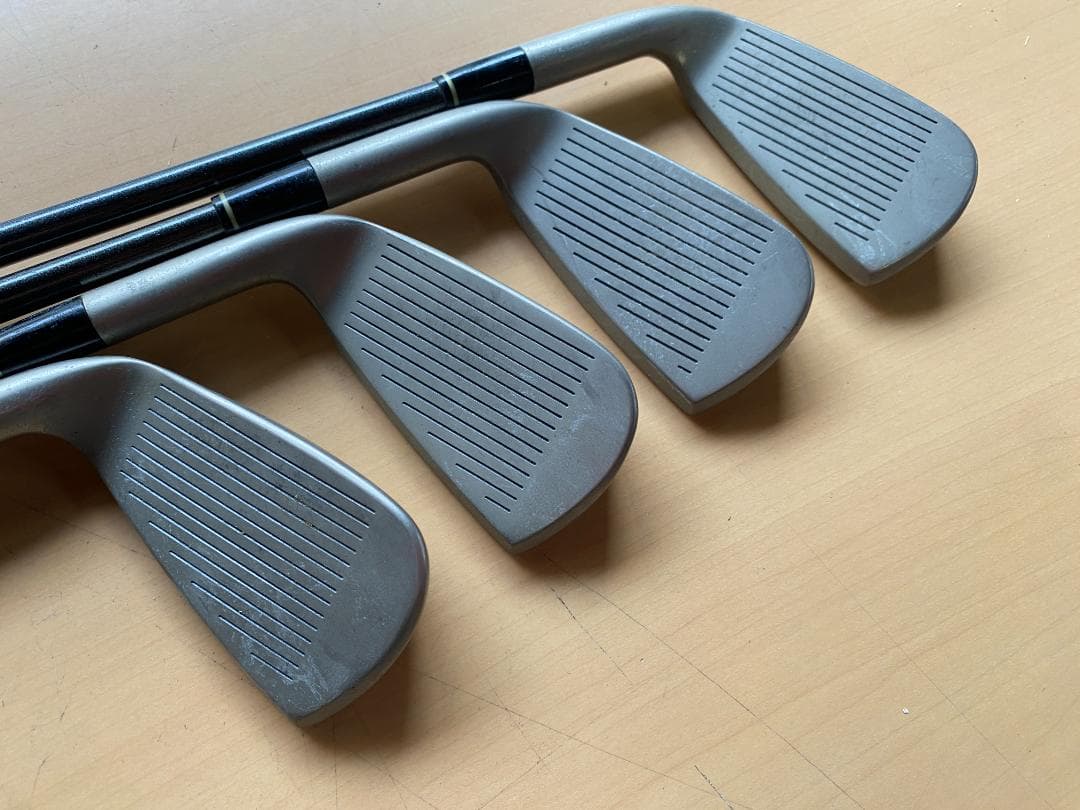 ★ ゴルフ アイアン セット PRGR DATA 711 プロギア カーボン