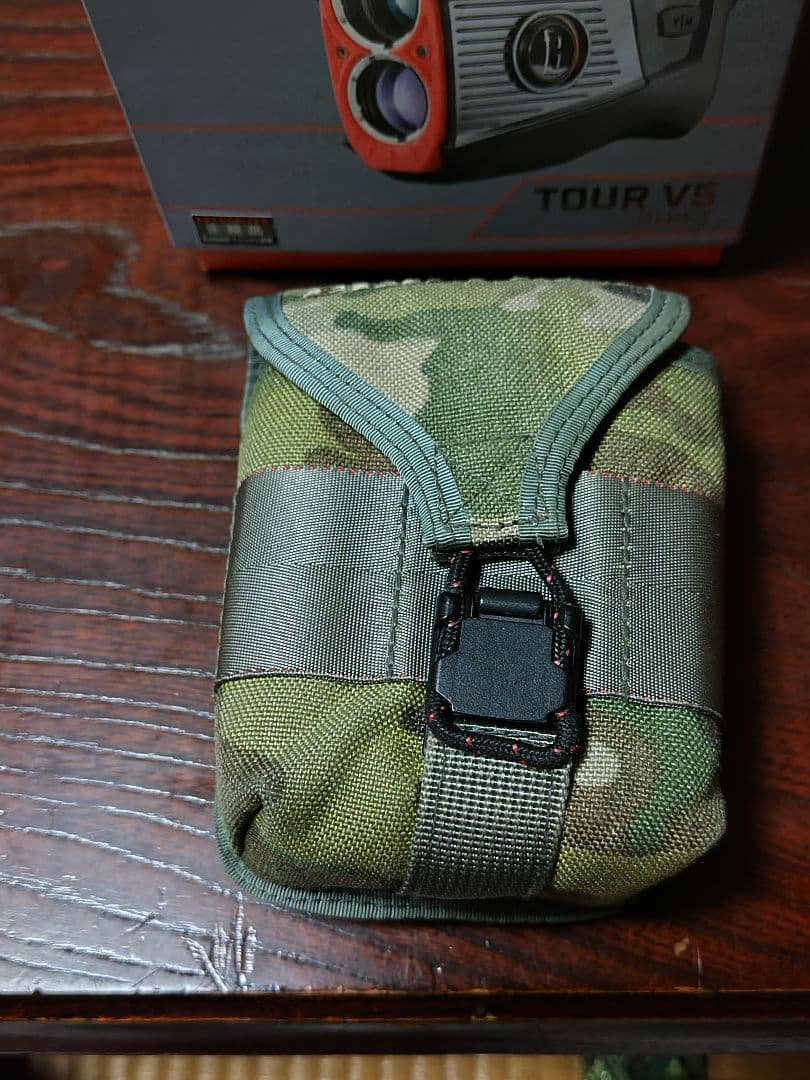 n*i様 Bushnell Tour V5 ゴルフ用距離計　ブッシュネル　シフト