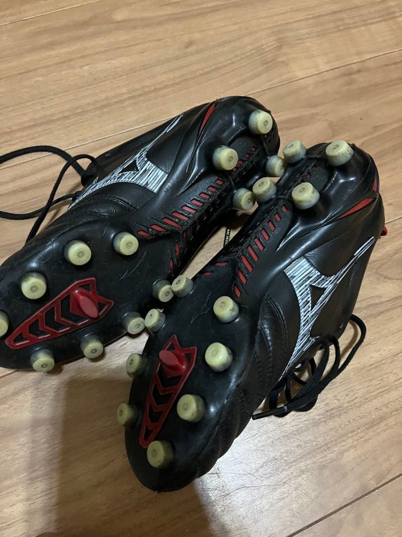 め*ゆ様 Mizuno モレリアネオサッカーシューズ ブラック/レッド