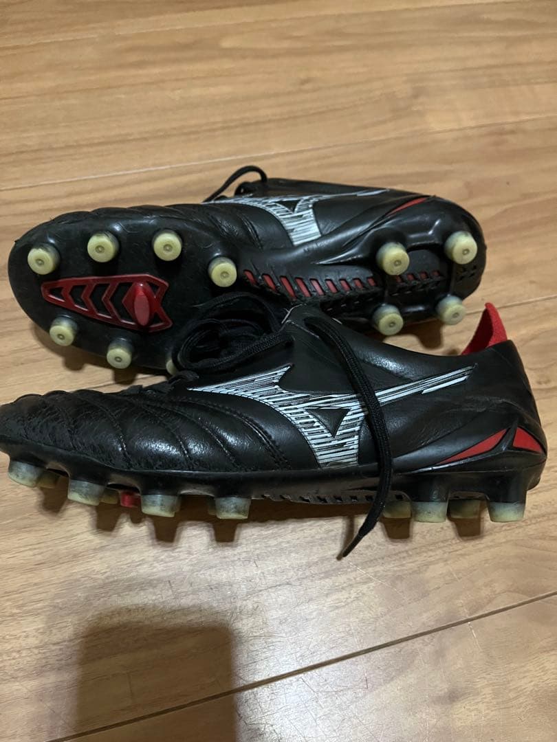 め*ゆ様 Mizuno モレリアネオサッカーシューズ ブラック/レッド