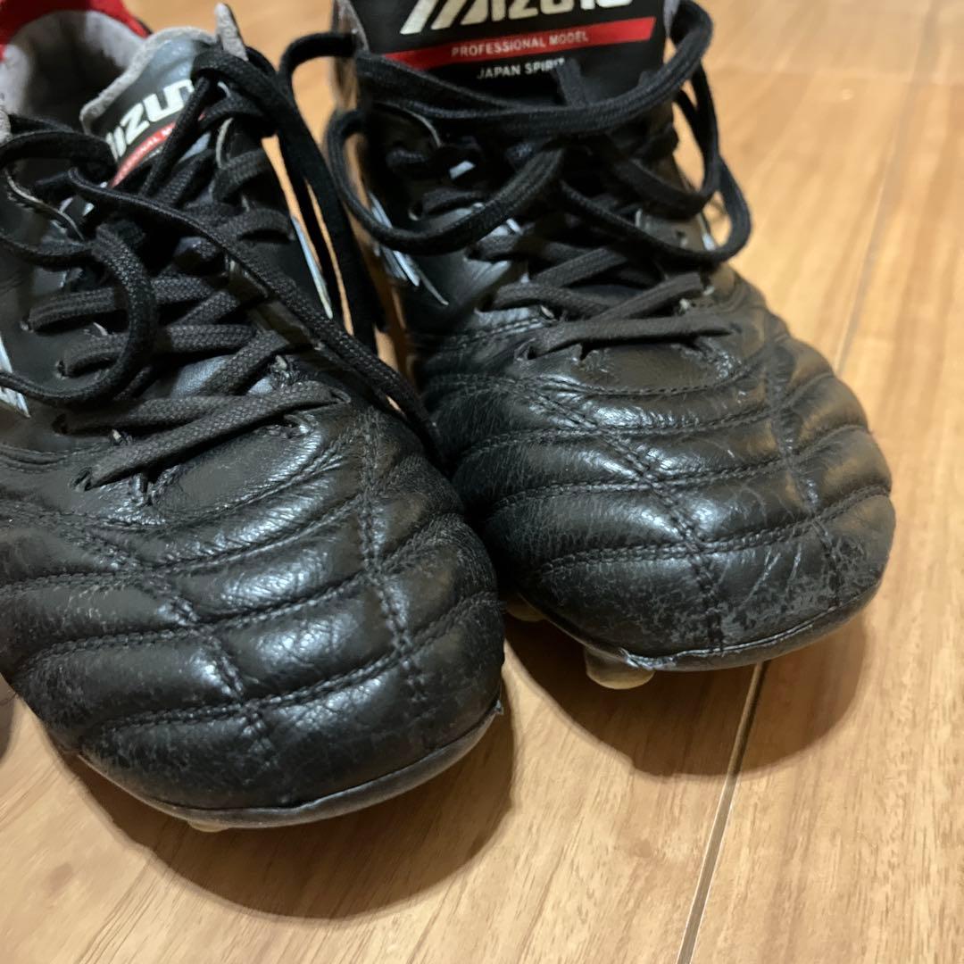 め*ゆ様 Mizuno モレリアネオサッカーシューズ ブラック/レッド