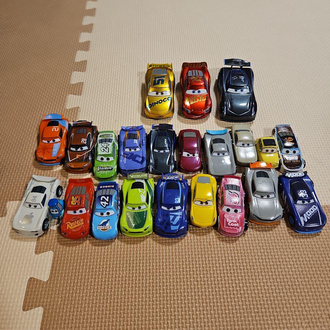 カーズ ディズニー ピクサー ミニフィギュアラインセット 20台 おまけ付き