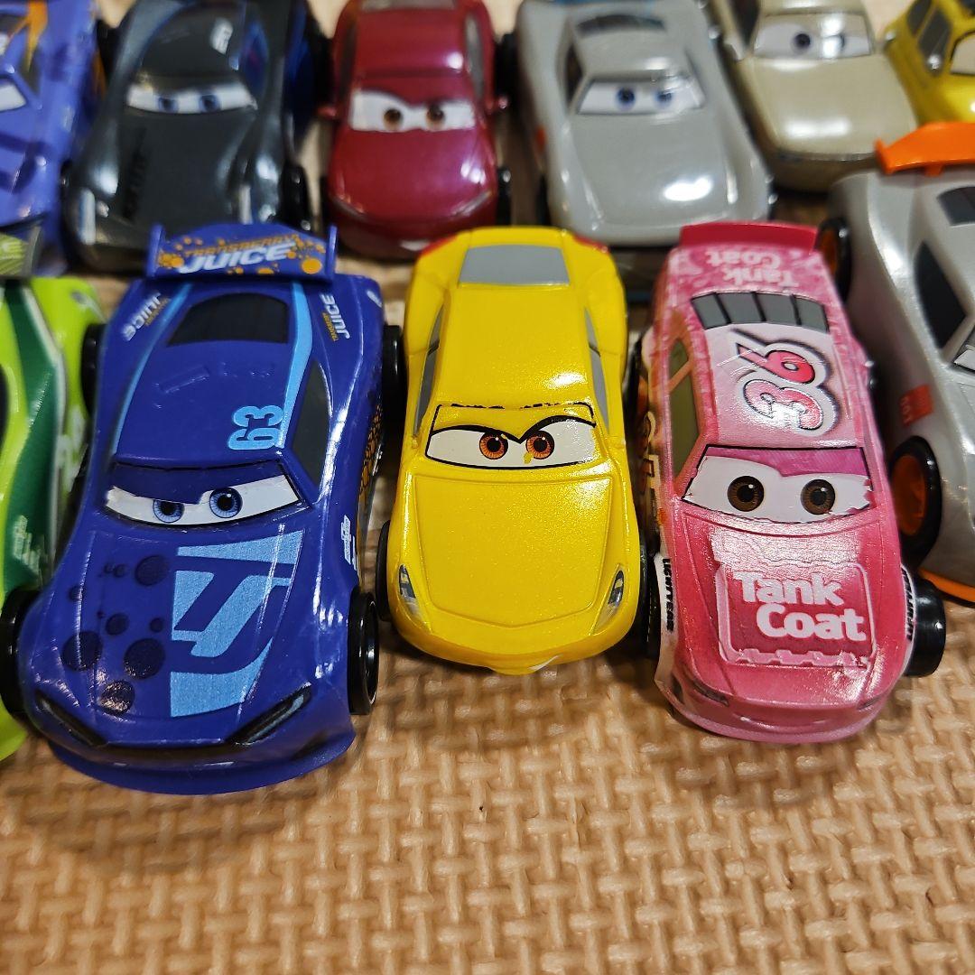 カーズ ディズニー ピクサー ミニフィギュアラインセット 20台 おまけ付き