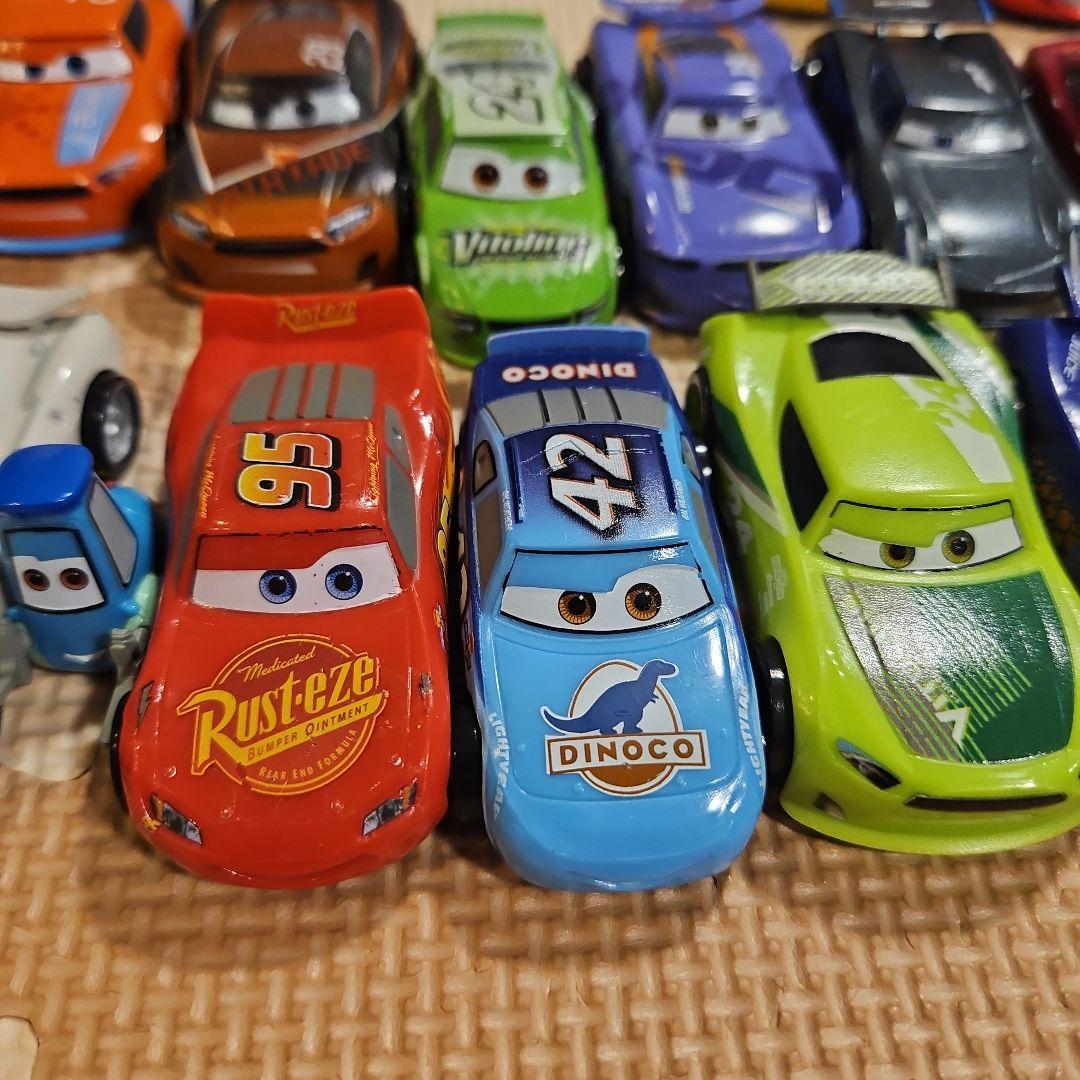 カーズ ディズニー ピクサー ミニフィギュアラインセット 20台 おまけ付き