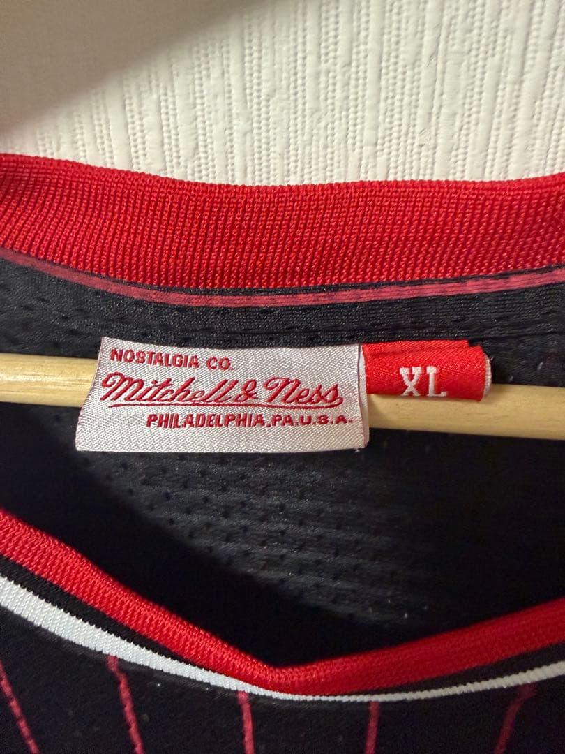 ［美品］［大幅値下げ］NBA ブルズ　マイケルジョーダン　ユニフォーム