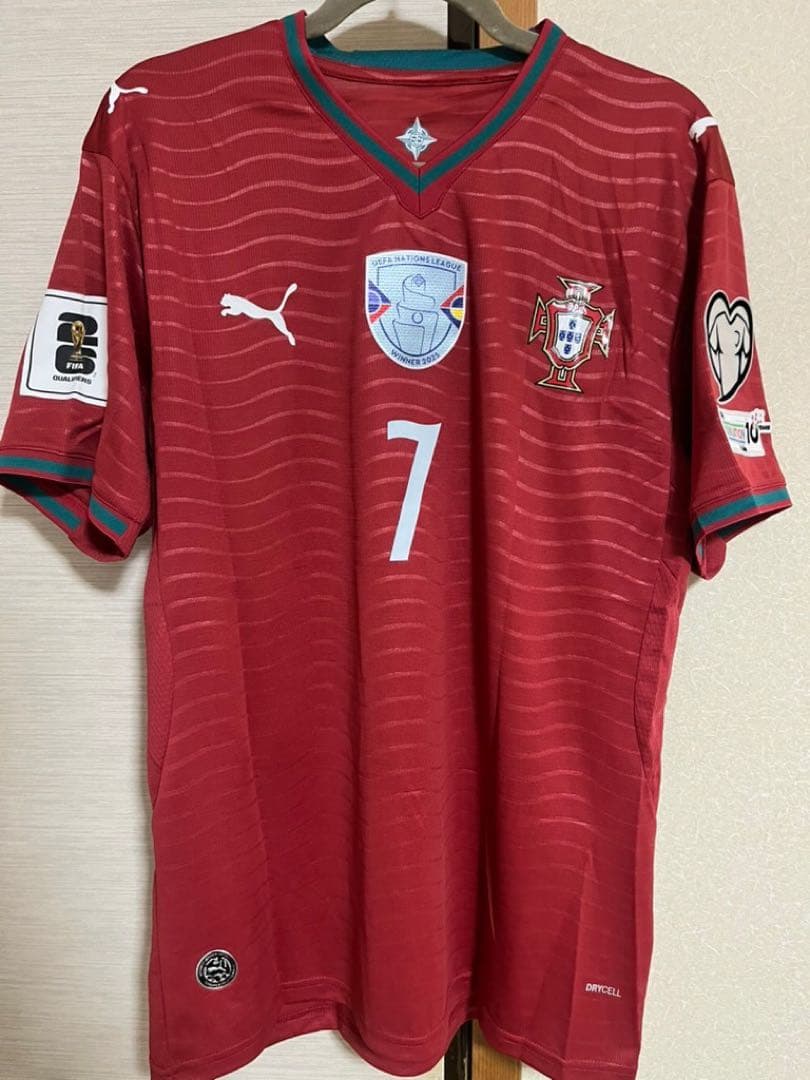 【新品】ポルトガル代表　ロナウド　ホーム　ユニフォーム　選手仕様　フルパッチ