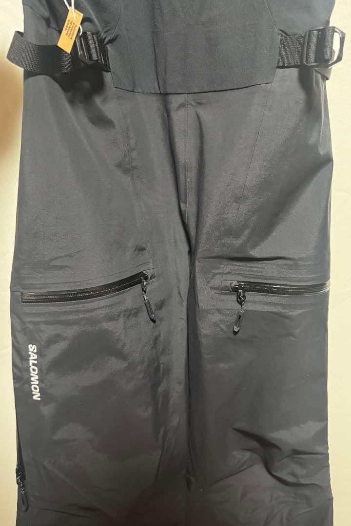 サロモン ABSOLUTE 3L レディース用　ビブシェルパンツ サイズS 新品