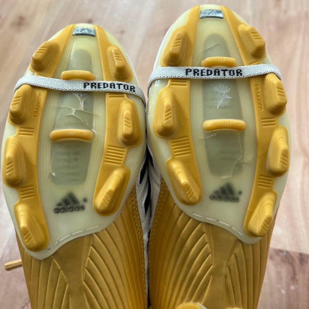 未使用　adidas プレデターアブソリュート　金/白　FG 25.5