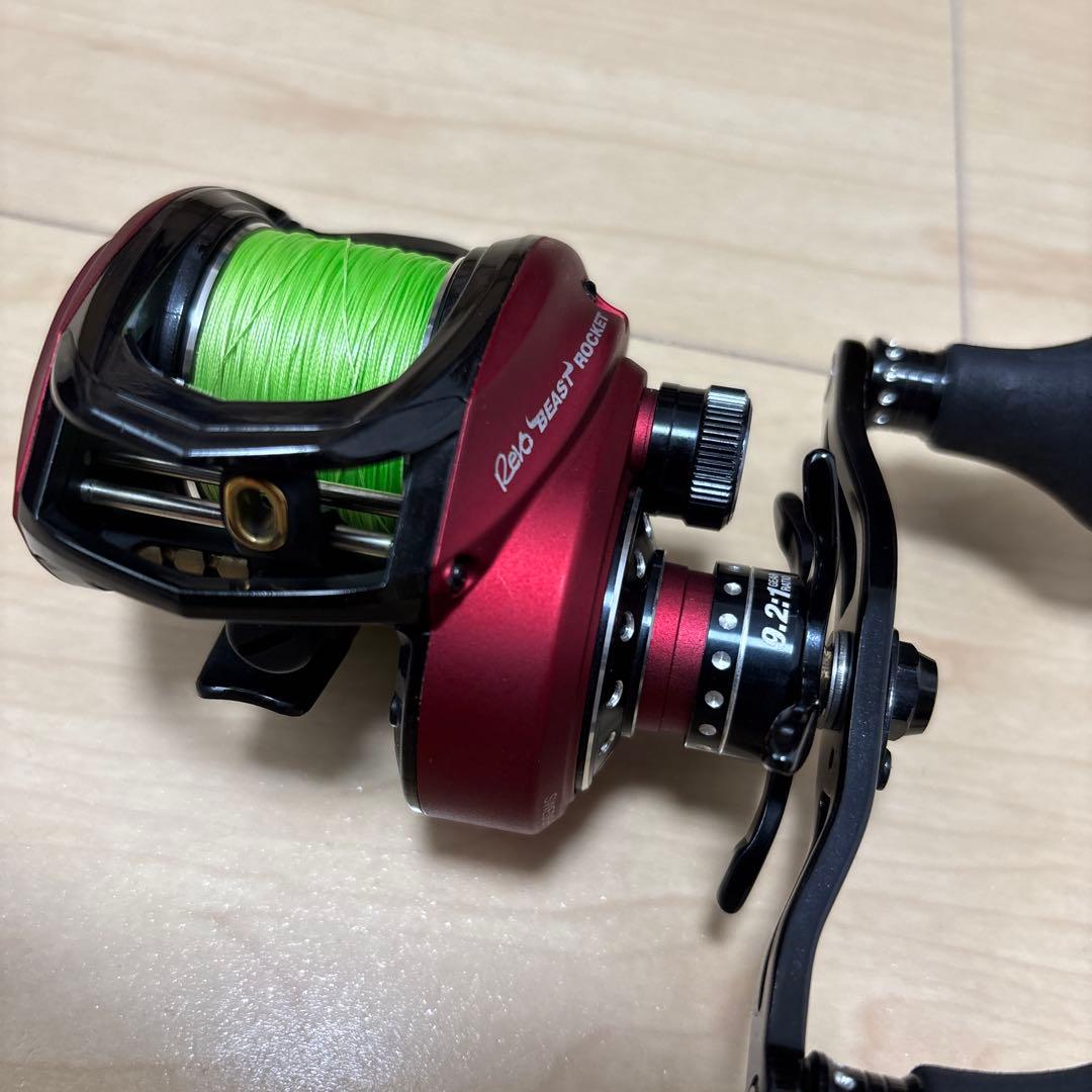 リール Abu Garcia REVO BEAST ROCKET 9.2:1
