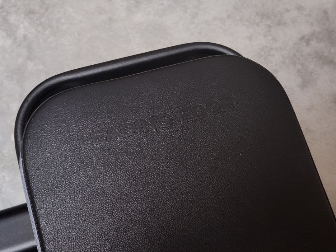 インクラインベンチ　leading edge
