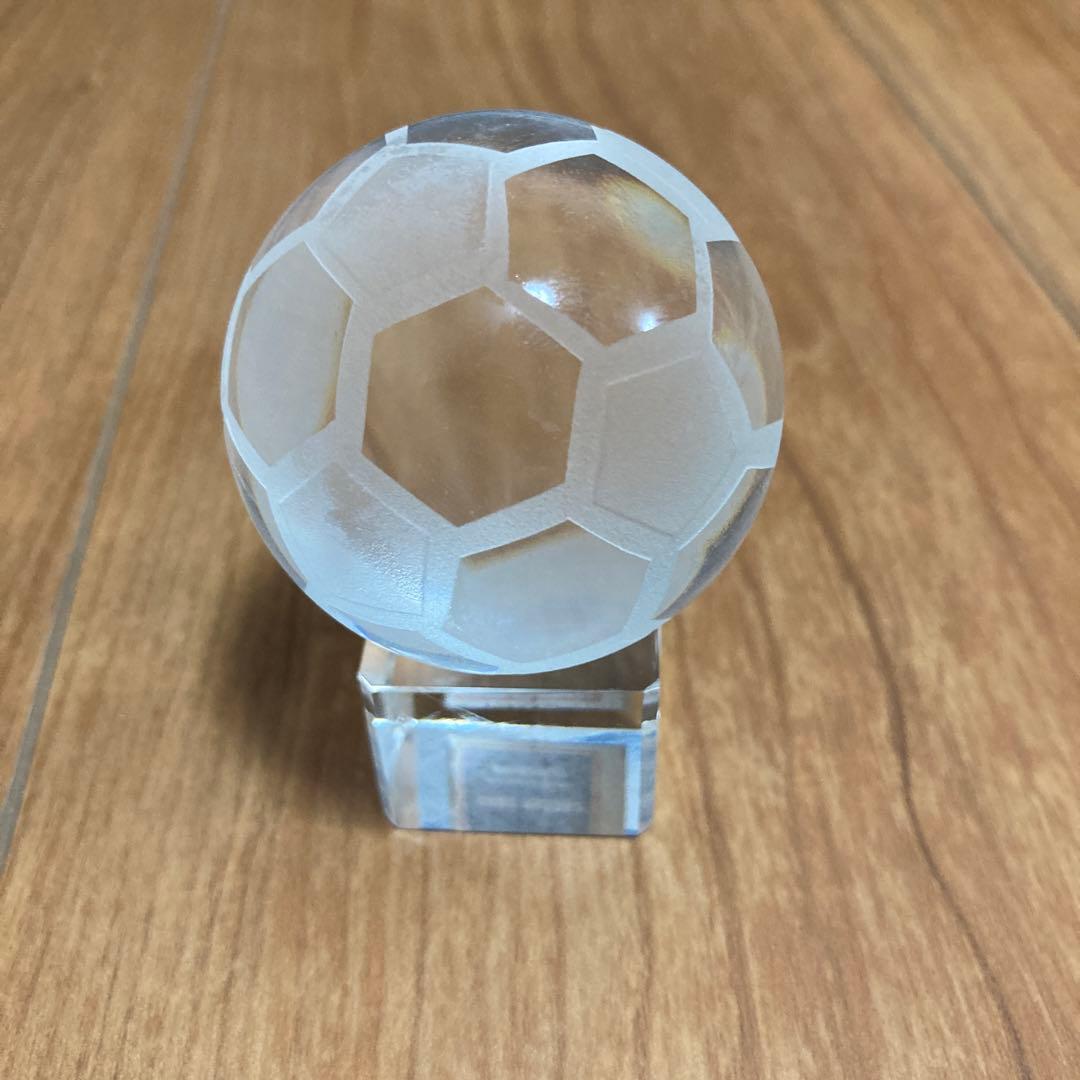 ワールドカップ　記念グッズ　クリスタルサッカー