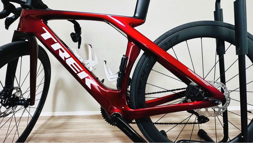 【ガイコツ　パーク】【爆速】TREK Madone SL6 Gen7
