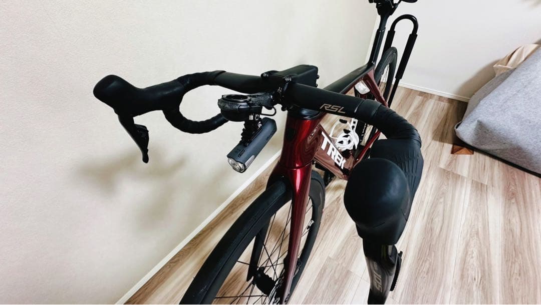 【ガイコツ　パーク】【爆速】TREK Madone SL6 Gen7