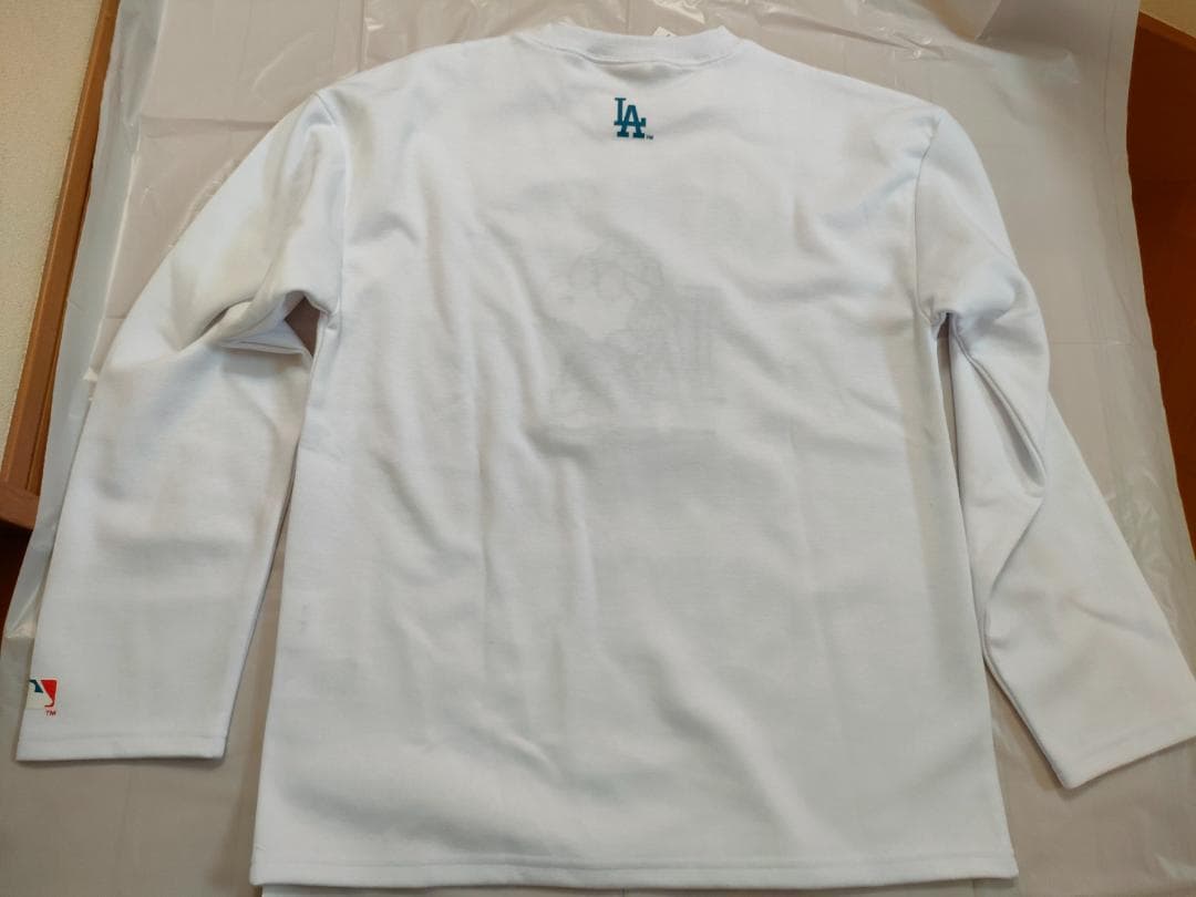 【亮ちゃん、新品】PEANUTS DODGERS スヌーピー ユニフォーム
