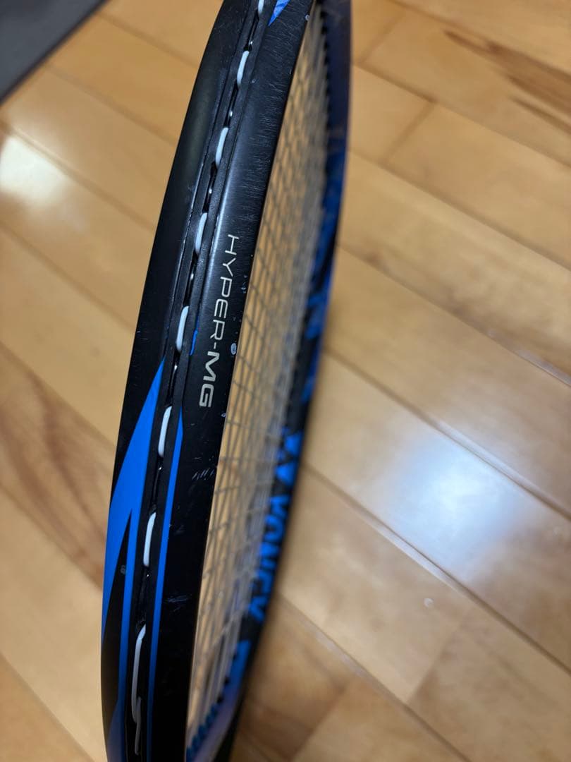 YONEX EZONE 100 テニスラケット グリップ2