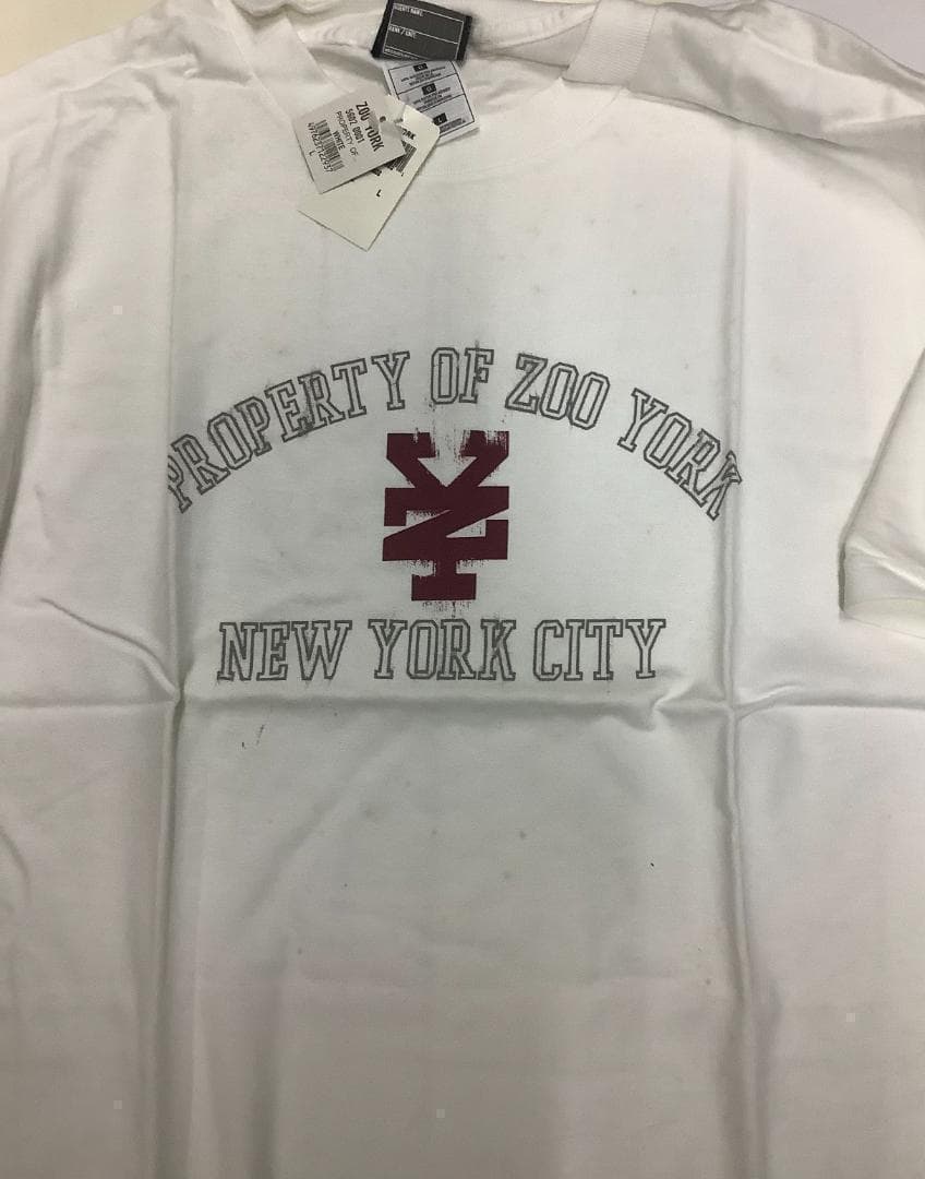 新品 Zoo York Tスケート・サーフ・ストリートウェア柄 送料無料