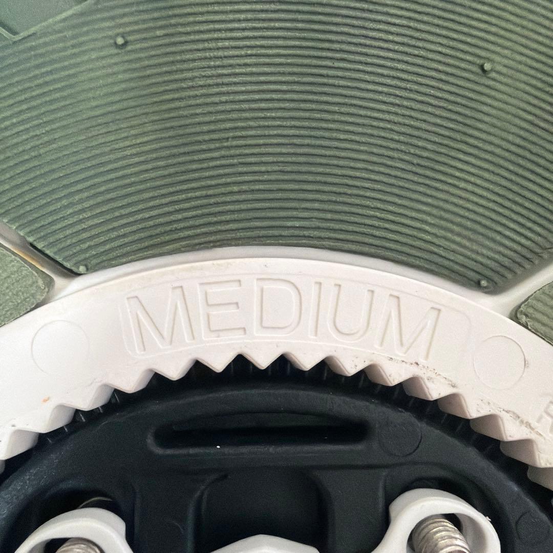 salomon スノーボード　ビンディング　M